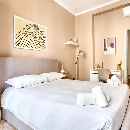 Appartement Joivy Chic Flat In The Center Milaan